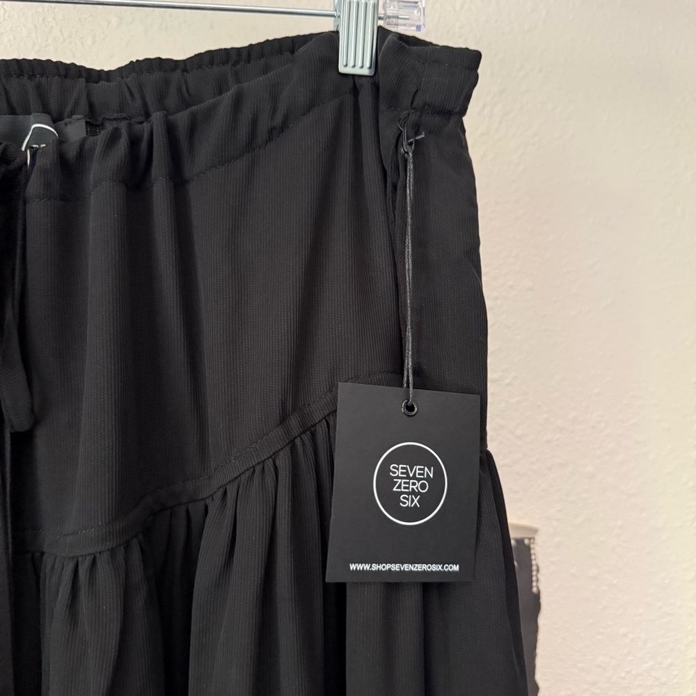 Black Wide Leg Drawstring Pants - Picture 8 of 10